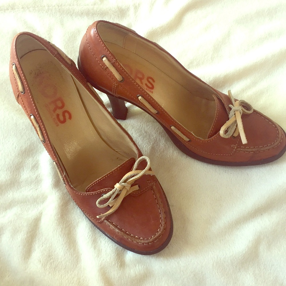 Michael Kors brown Boat shoe heels 6M